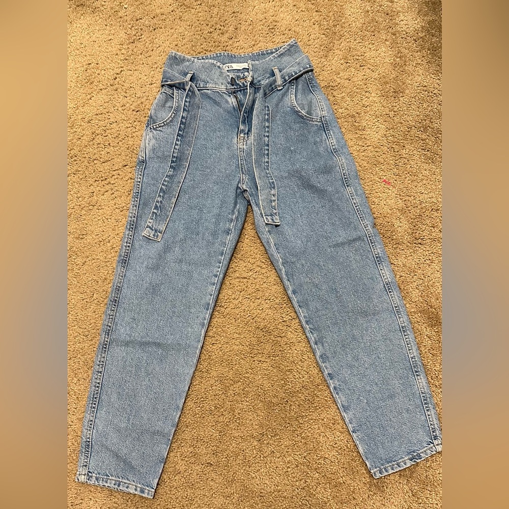 Zara Jeans